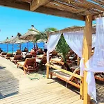 Azure Bay Sarandë