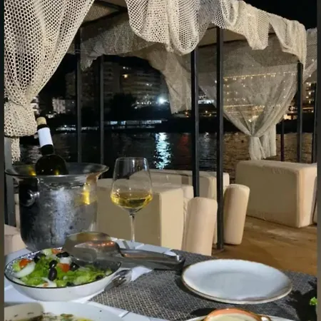 Azure Bay 3* Saranda