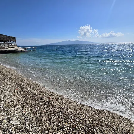 Azure Bay Sarandë