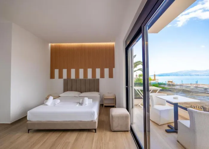 Azure Bay Guest house Sarande