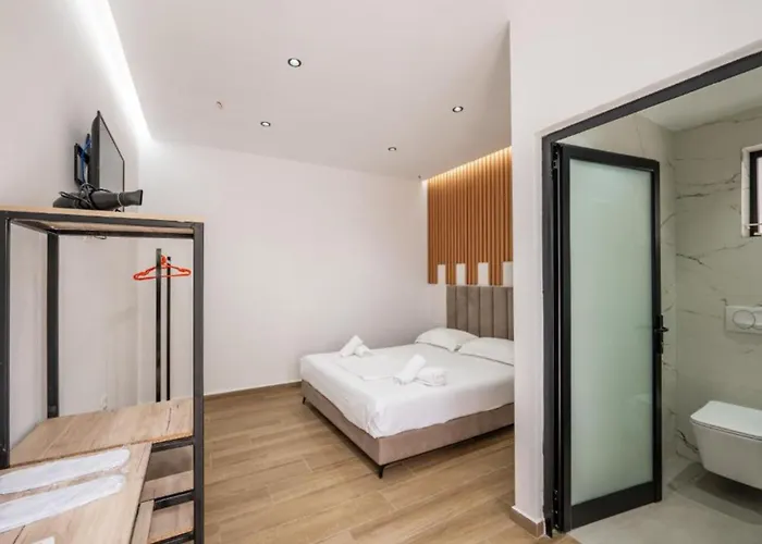 Azure Bay Guest house 3*